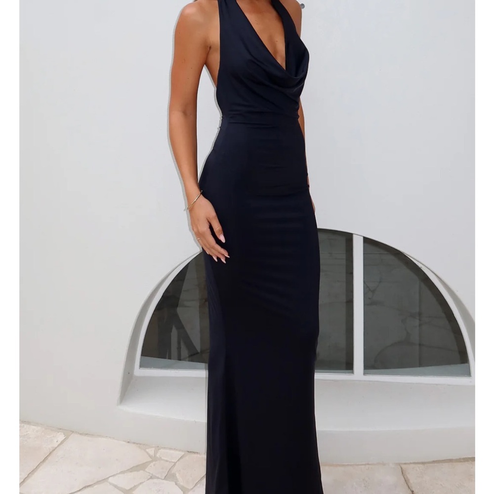 BRAND NEW! White Fox Boutique Black Backless Maxi Dress